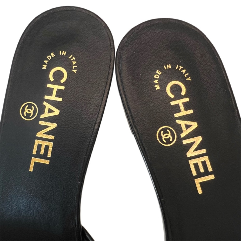 🆕💞CHANEL Black Lambskin Camellia Flower Sandals Mules CC Logo Gold-Tone HW 37C - Picture 10 of 12